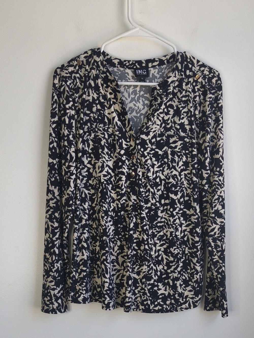 INC International Concepts Black and White Printed Button-Front Blouse
